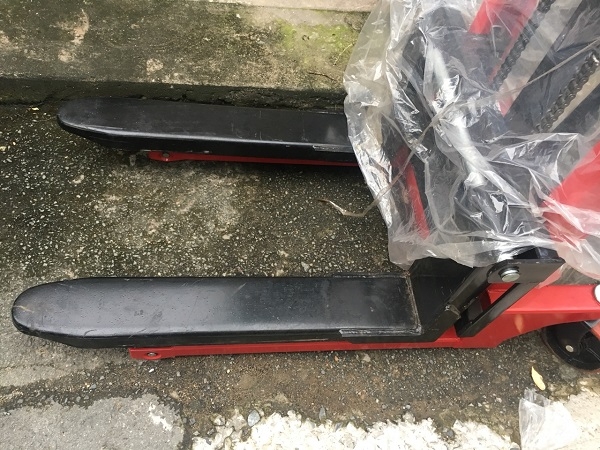 xe nâng tay cao 10/16