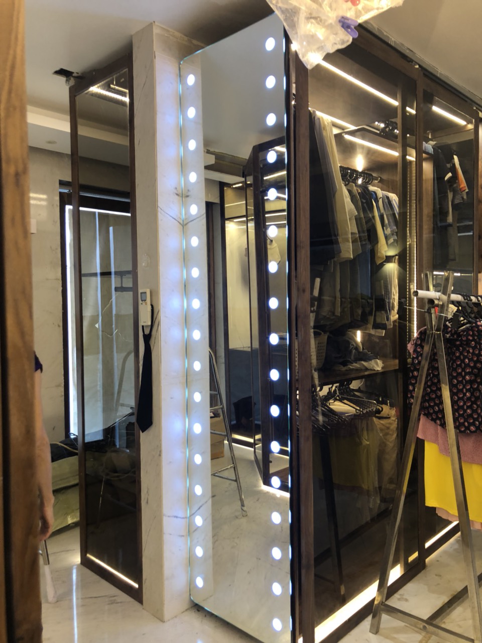 gương soi toàn thân