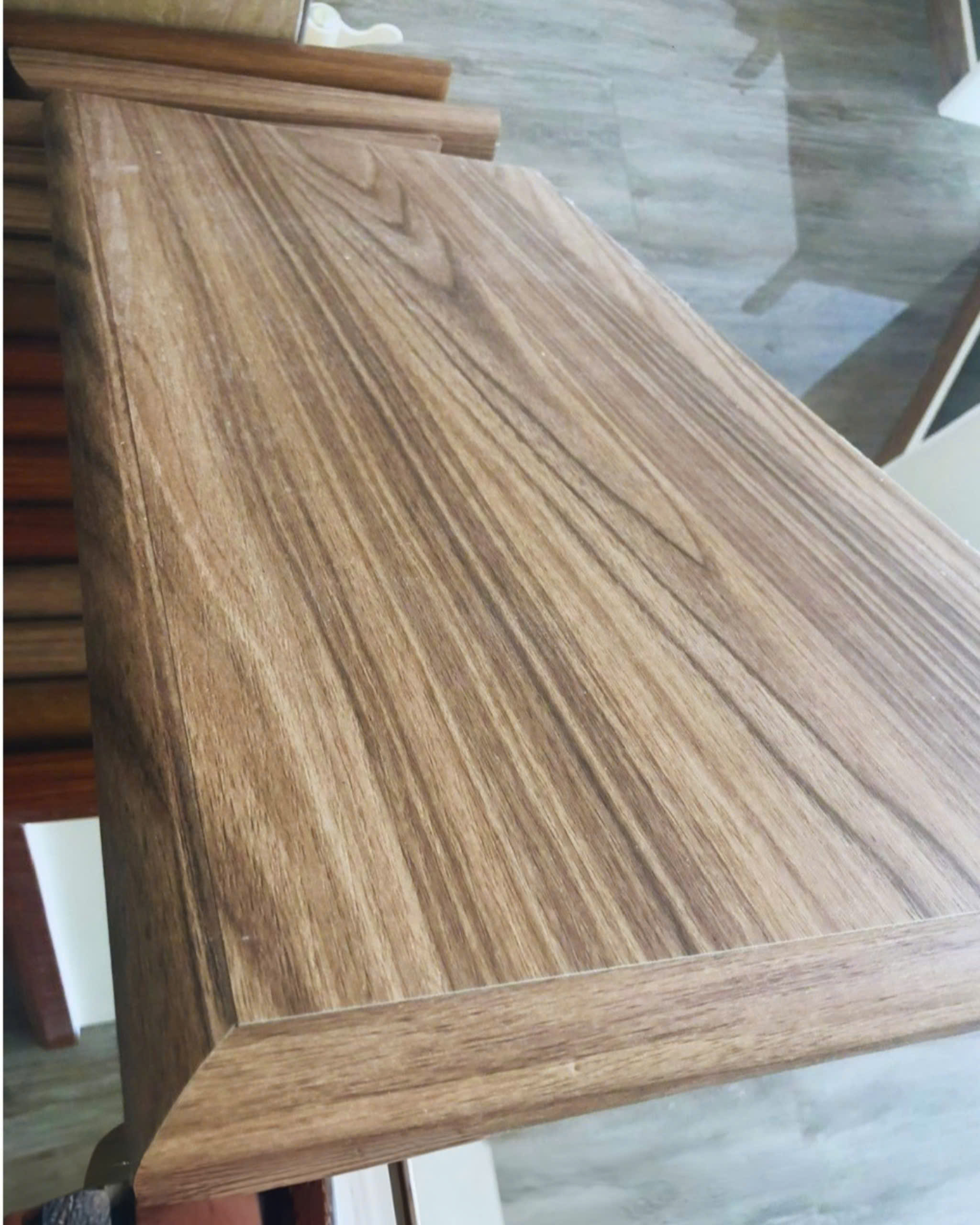 Bậc cầu thang nhựa giả gỗ EW-STAIR-DN