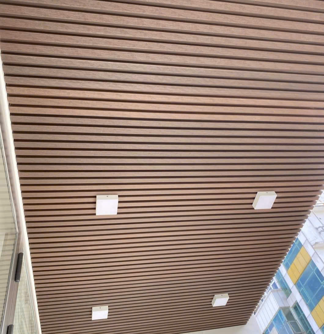 Tấm ốp phủ ASA 5 sóng gỗ nhựa ngoài trời LW-W175H20