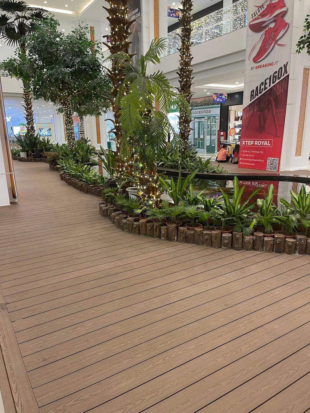 HT-D150H25 GỖ NHỰA NGOÀI TRỜI 2D LỖ VUÔNG