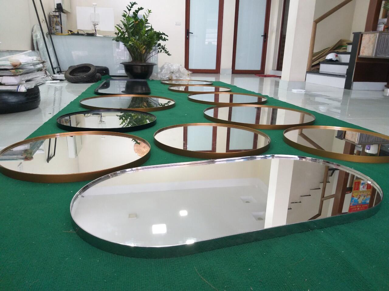 Hình ảnh thực tế gương phòng tắm Citybuilding CBJ 3470B inox bóng