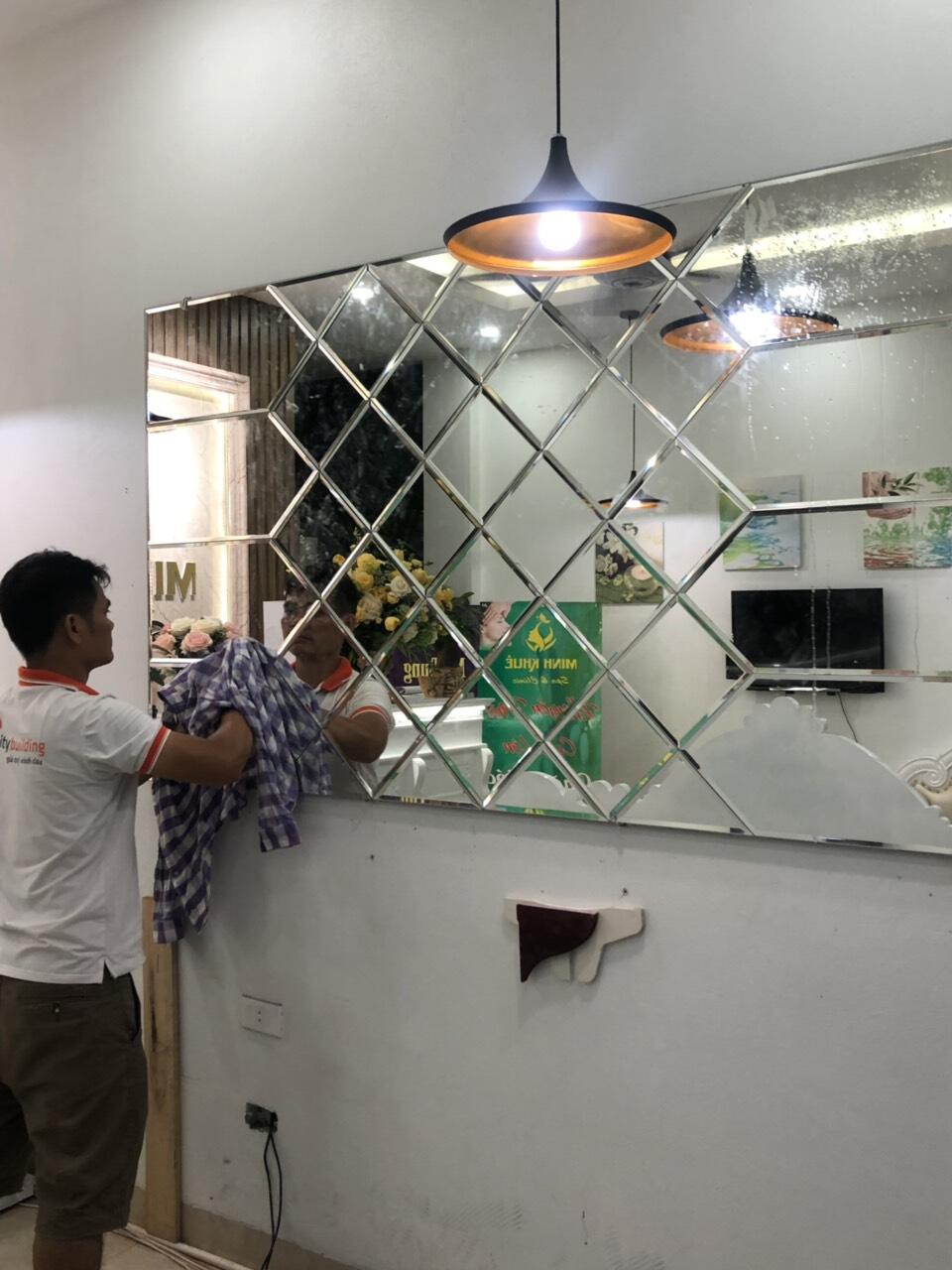 kính thủy trang trí, kính thủy trang trí