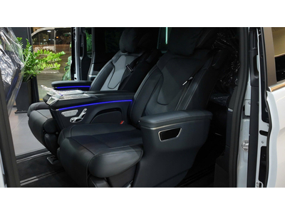 Mercedes-Benz V300 AMG