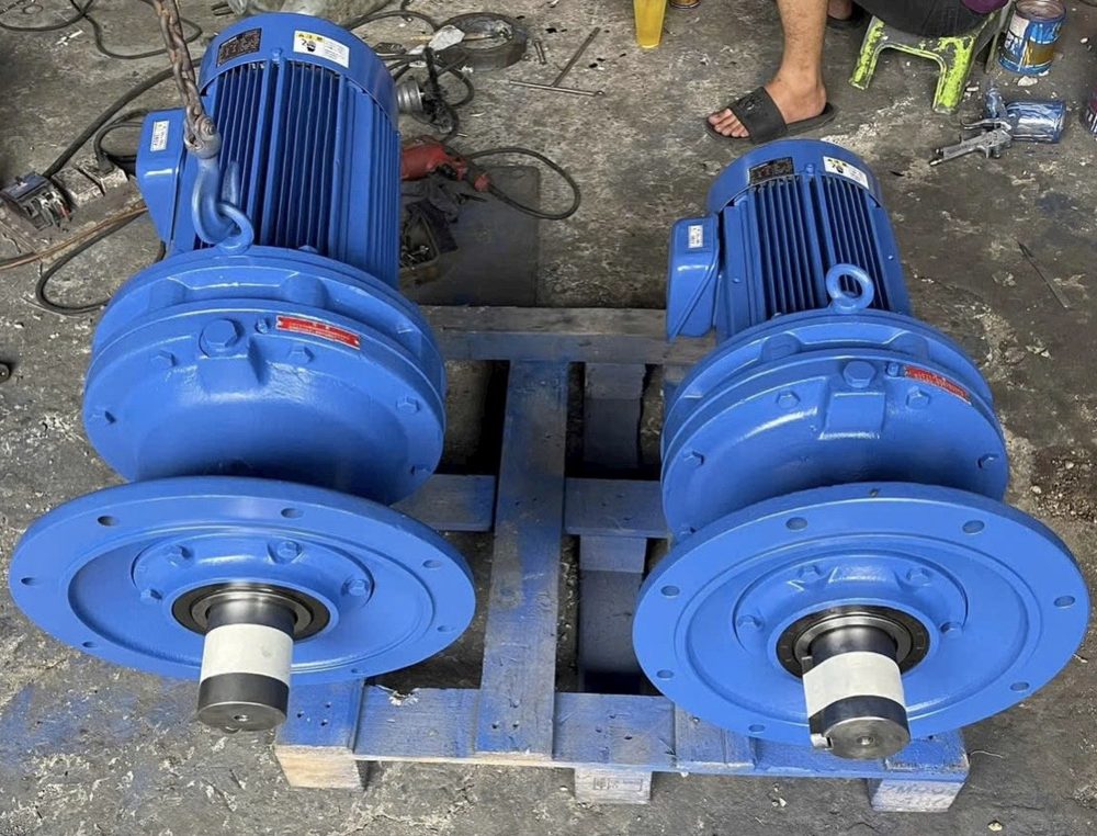 Cặp motor giảm tốc mặt bích Nhật bãi tại kho Đông Phong