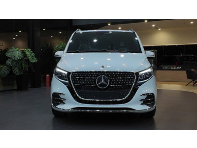 Mercedes-Benz V300 AMG