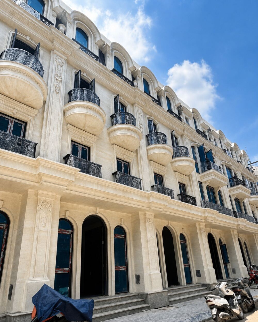 GIẢM BẮT ĐÁY 1 TỶ! Bán Căn C9-35 Noble Palace 50m² Chỉ Nhỉnh 10 Tỷ!