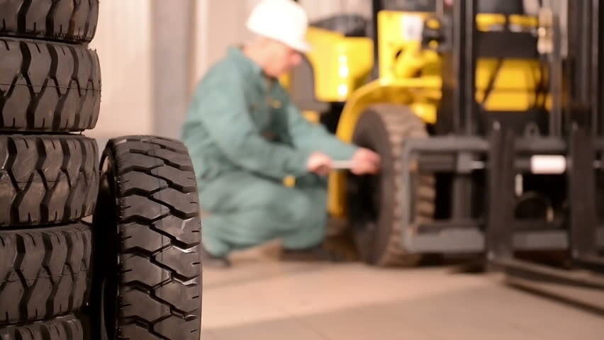 Bảo dưỡng xe nâng định kỳ