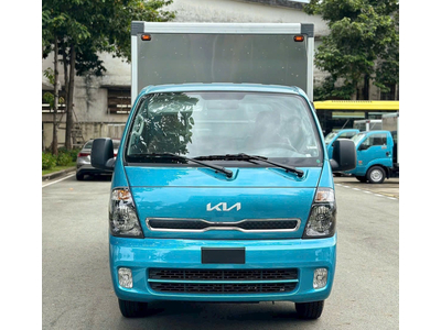 XE TẢI KIA K200 EURO 5 THÙNG KÍN ĐỜI 2025 MỚI NHẤT