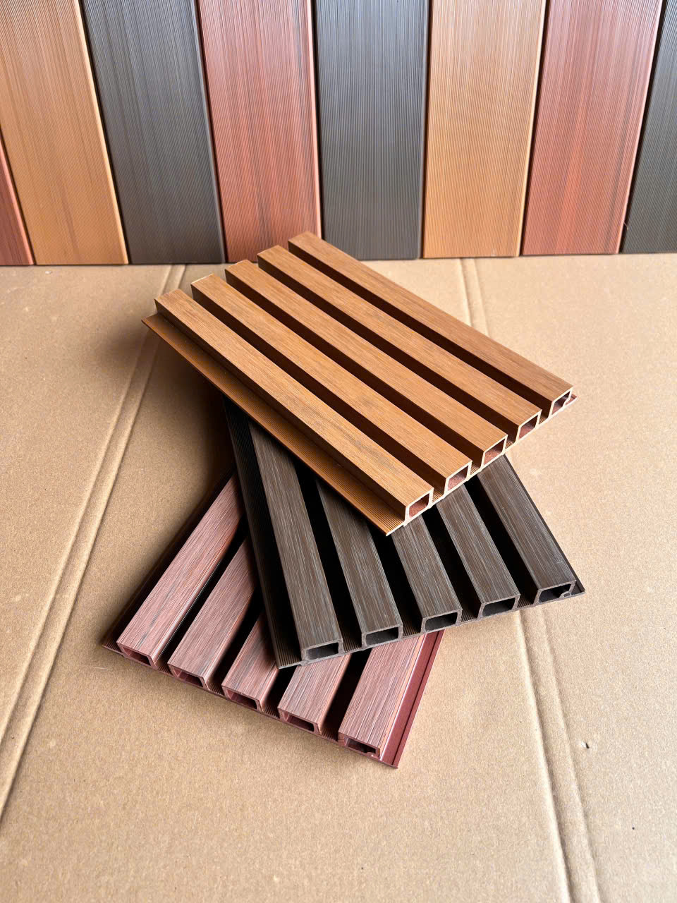 Tấm ốp phủ ASA 5 sóng gỗ nhựa LW-W175H20