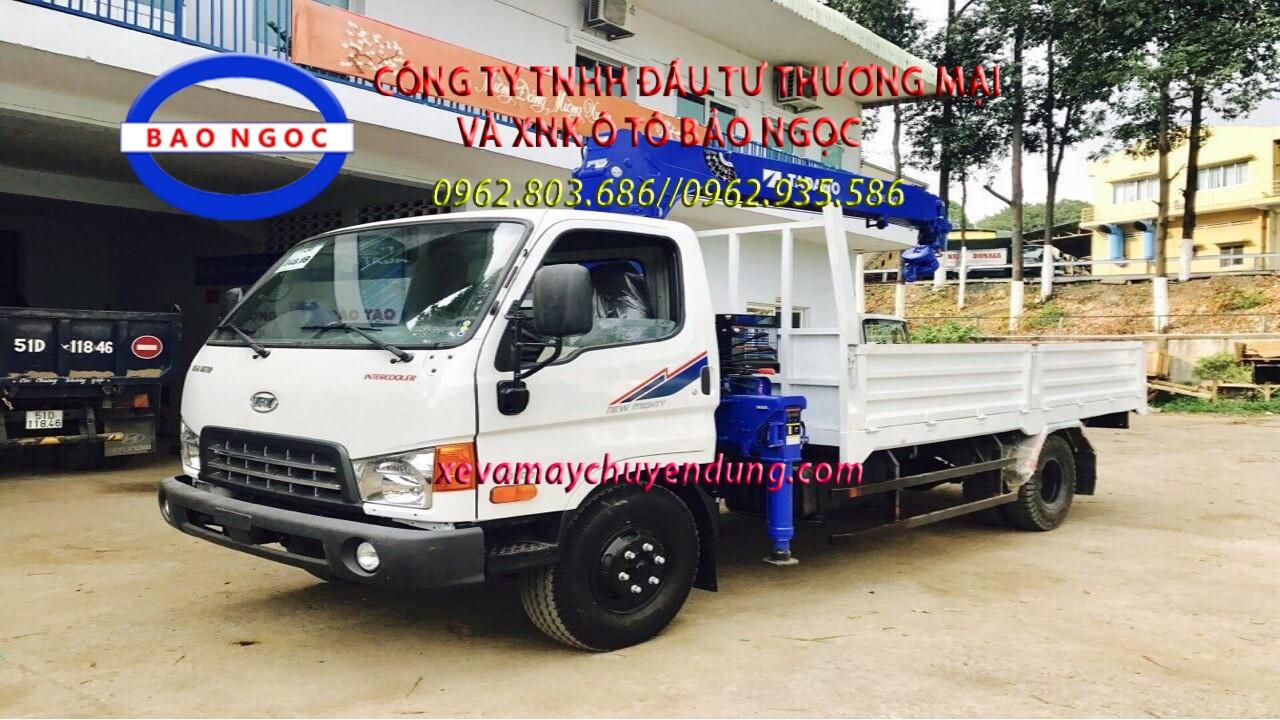Xe tải hyundai HD800 gắn cẩu TADANO TM-ZE304MH (3 tấn 4 đốt )
