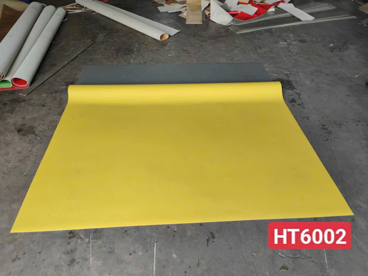 Tấm nhựa trải sàn vinyl PVC dân dụng cao cấp- MIA- HEMOGEN