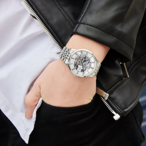 ĐỒNG HỒ CARNIVAL IW522