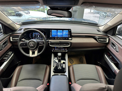 Mitsubishi Destinator Ultimate