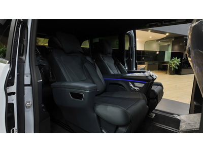 Mercedes-Benz V300 AMG