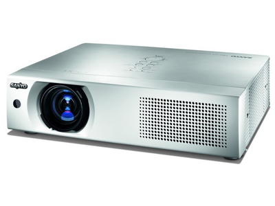 Máy chiếu Sanyo LP-XU105 Độ sáng 4500
