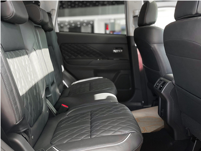 Mitsubishi Outlander 2.0 CVT Premium