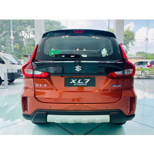 Suzuki XL7 Hybrid 2 Tone