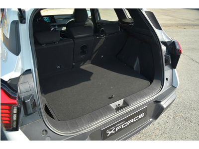 Mitsubishi Xforce GLX