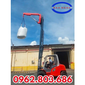 ⚡ CẨU JUMBO 1.5 TẤN – LOẠI 2 ĐỐI THỦY LỰC, DÀI 3M – LẮP TRÊN XE NÂNG 7 TẤN