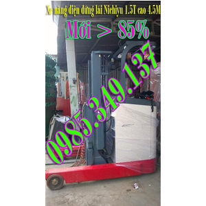 Xe nâng điện cũ NICHIYU 1.5 tấn cao 4.5 mét chui container