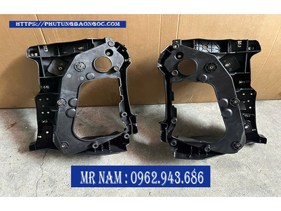 GIÁ BẮT ĐÈN PHA XE TẢI CHENGLONG H5, H7 ĐỜI MỚI GIÁ TỐT