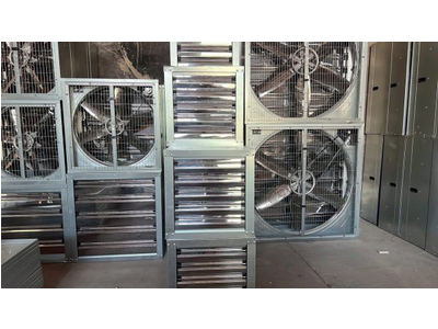 quạt thông gió vuông 1220x1220