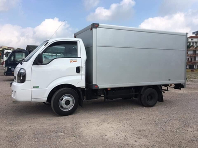 Xe tải KIA Frontier K250 - Thùng kín - Tải 1490kg / 2490kg