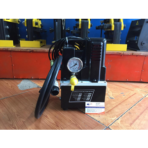 Máy bơm thủy lực QQ-700