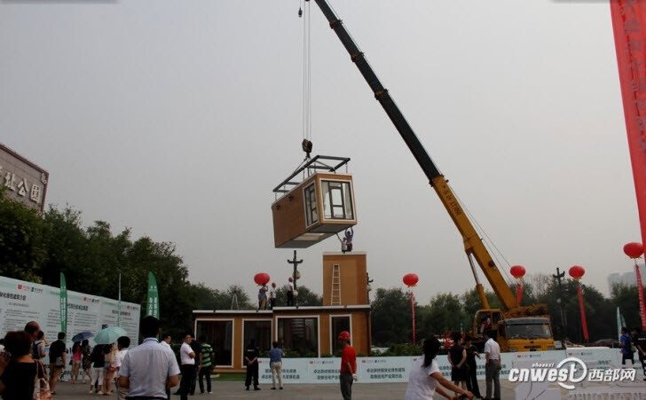 Choáng váng biệt thự hai tầng xây trong 3 tiếng tại Trung Quốc