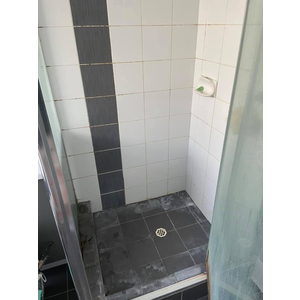 DỊCH VỤ PHỤC HỒI KÍNH NHÀ TẮM – CABIN KÍNH BỊ TRẦY XƯỚC, Ố MỐC