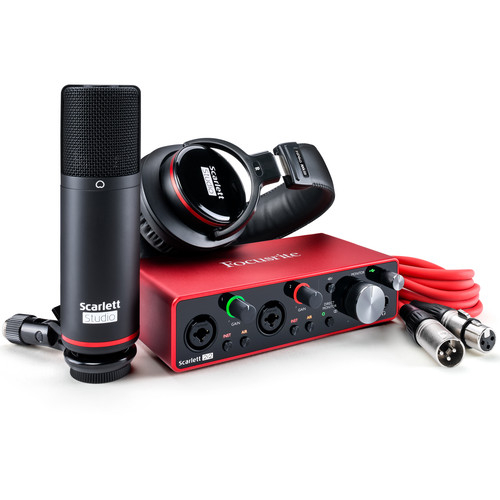 Focusrite Scarlett 2i2 Studio 2x2 USB Audio Interface with Microphone &  Headphones (3rd Generati