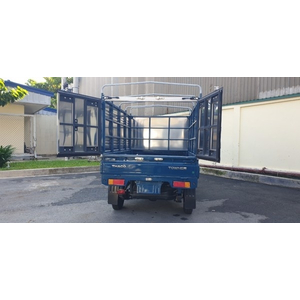 Xe tải Thaco Towner 800 - Thùng mui bạt - Tải 990kg
