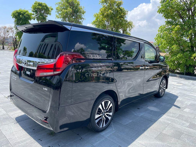 Toyota Alphard Luxury