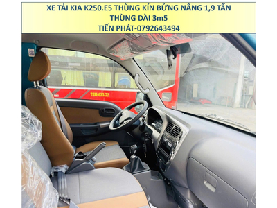 Xe Tải Nhập Khẩu KIA K250.E5 Thùng Kín Bửng Nâng Tải 1,9 Tấn Thùng 3m5