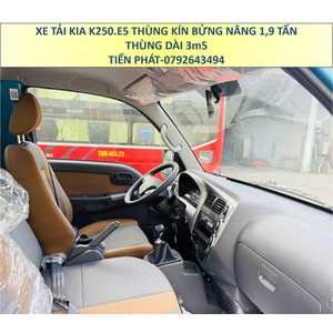 Xe Tải Nhập Khẩu KIA K250.E5 Thùng Kín Bửng Nâng Tải 1,9 Tấn Thùng 3m5