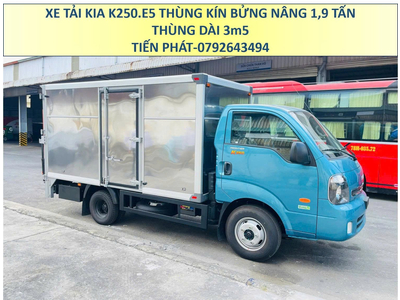 Xe Tải Nhập Khẩu KIA K250.E5 Thùng Kín Bửng Nâng Tải 1,9 Tấn Thùng 3m5