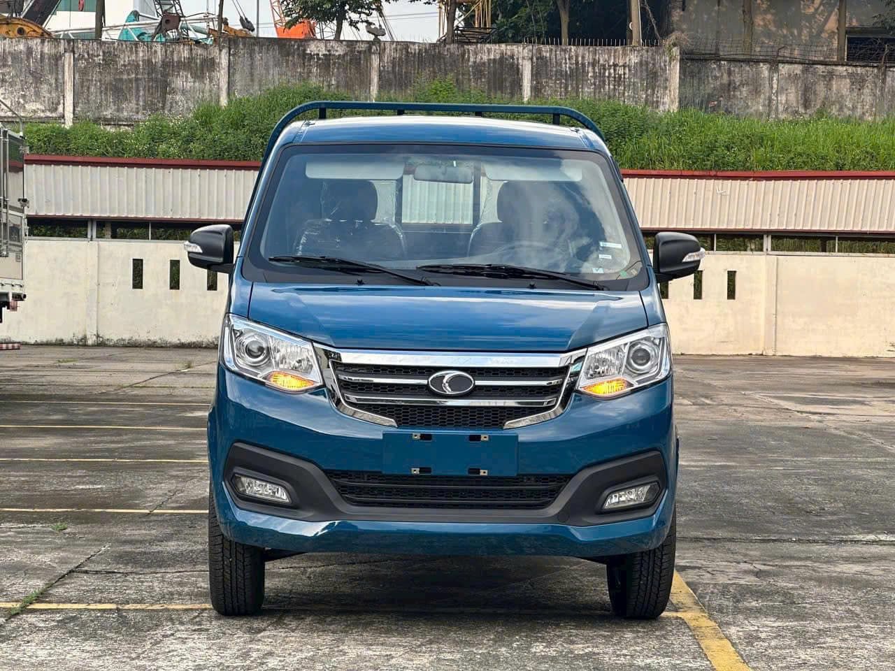 XE TẢI THACO TOWNER T1-2.3 (TF220) THÙNG LỬNG DÀI 2m3 TẢI 990Kg MỚI NHẤT