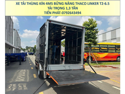 Xe Tải Thùng Kín 4m5 Bửng Nâng Thaco Linker T2-6.5 Tải Trọng 1,3 Tấn