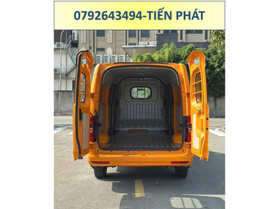 Giá Xe Tải Van THACO Sơn Màu Tiêu Chuẩn Mới 2 chỗ và 5 chỗ Phiên Bản Số Sàn Và Số Tự Động Mới Nhất