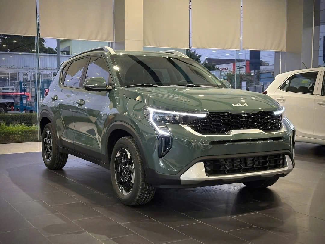 New KIA Sonet 1.5L Deluxe