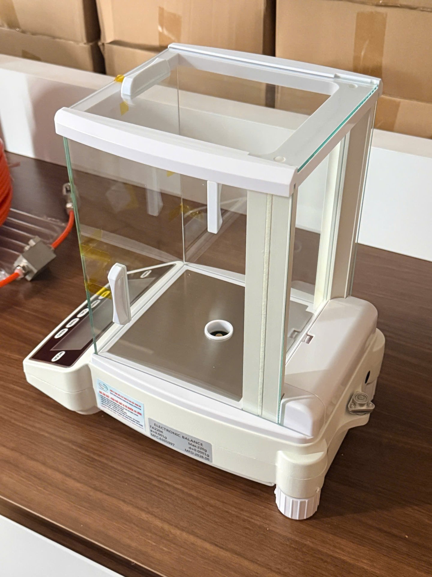Cân phân tích 4 số lẻ FA2204