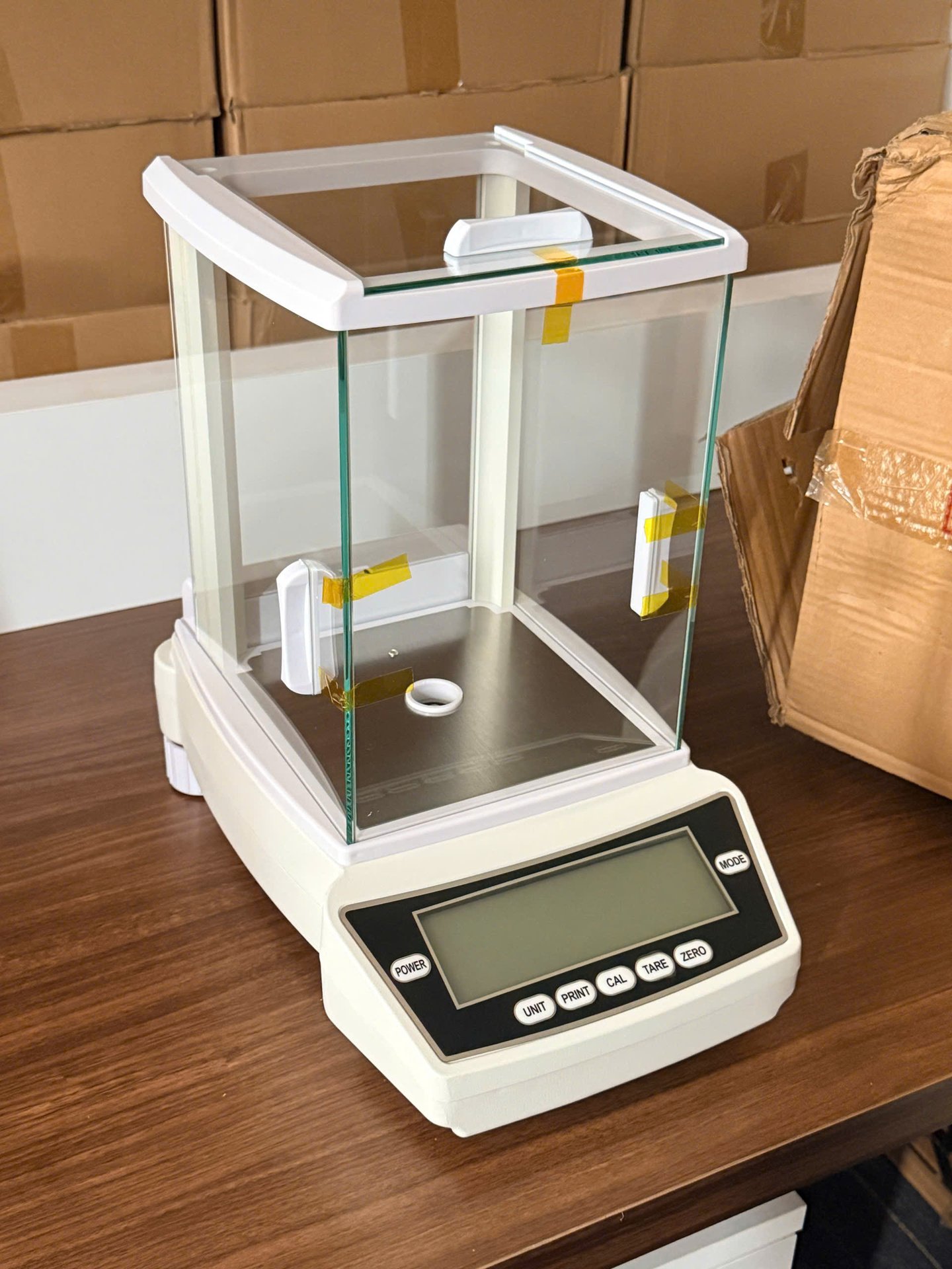 Cân phân tích 4 số lẻ FA2204