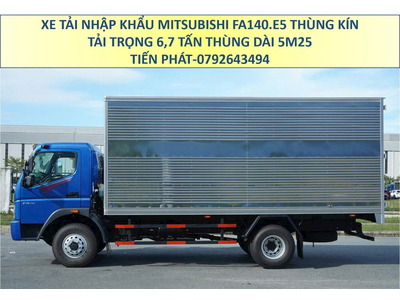 Xe Tải Nhập Khẩu Mitsubishi Fuso FA140 Thùng Kín 5m3 Euro 5 Tải 6,7 Tấn Mới Nhất