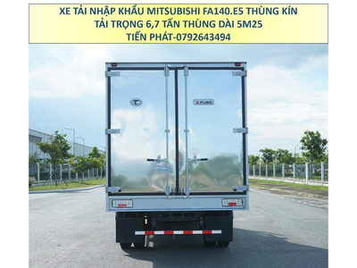 Xe Tải Nhập Khẩu Mitsubishi Fuso FA140 Thùng Kín 5m3 Euro 5 Tải 6,7 Tấn Mới Nhất