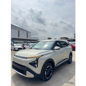 Kia Carens Clavis 1.5G Deluxe
