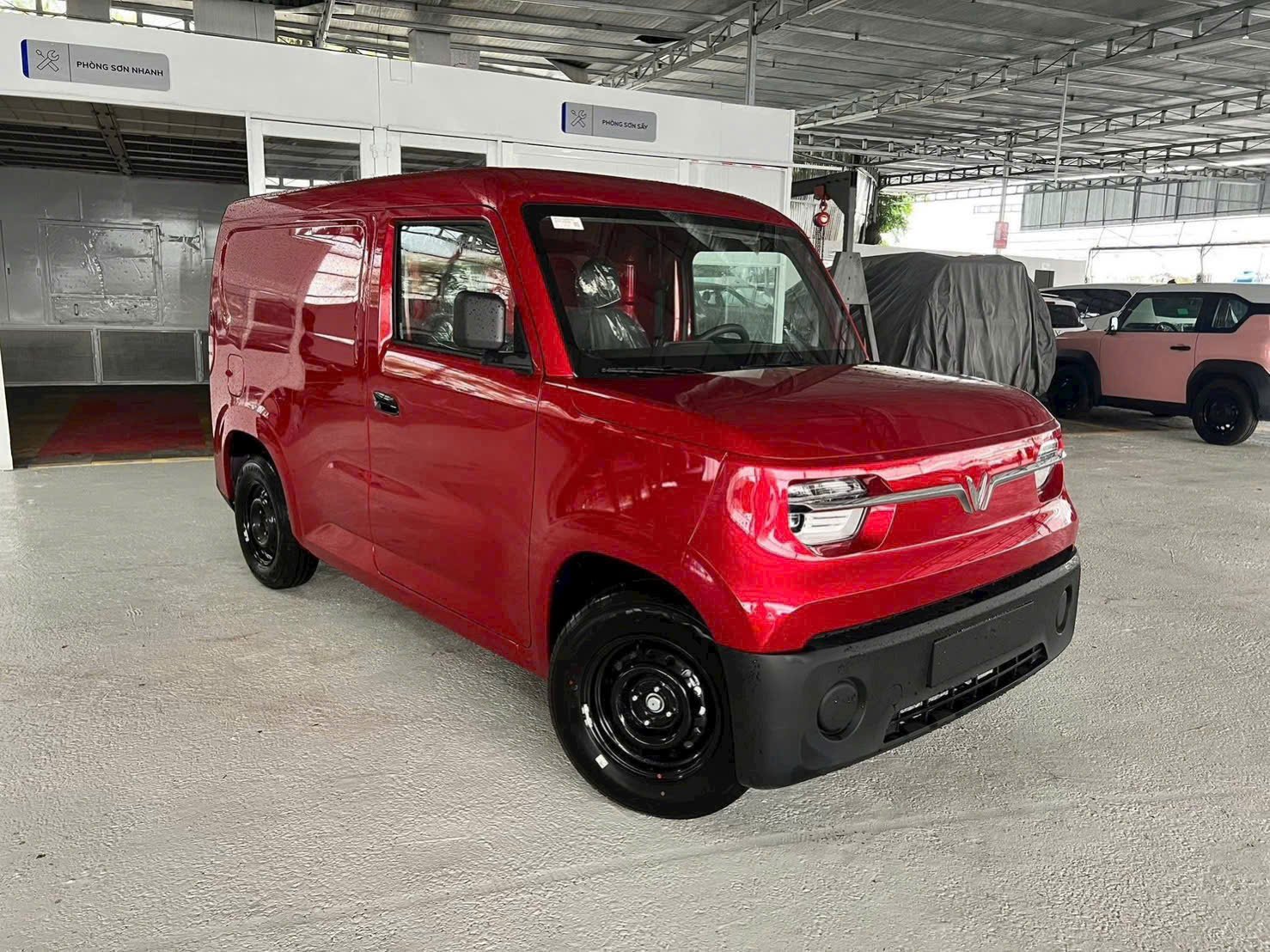 Kèm theo dòng xe Vinfast ECvan chở hàng- đa chức năng