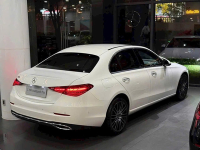 Mercedes-Benz C200 Avantgarde Plus