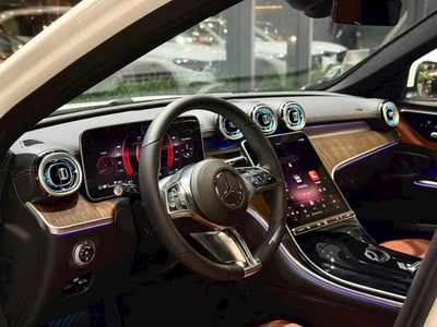 Mercedes-Benz C200 Avantgarde Plus