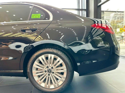Mercedes-Benz C200 Avantgarde